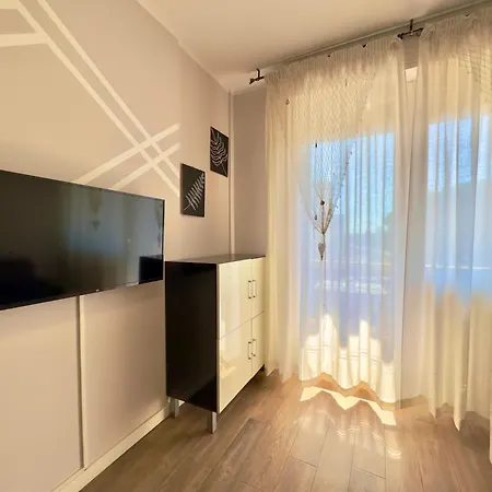 Appartamento 2 Passi Dal Mare&parcheggio Privato