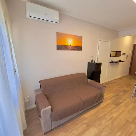 2 Passi Dal Mare & Parcheggio Privato * ポルト・レカナーティ