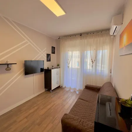 アパート 2 Passi Dal Mare & Parcheggio Privato *
