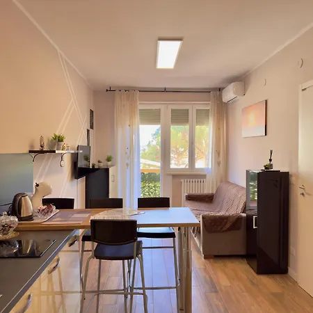 2 Passi Dal Mare&parcheggio Privato Appartamento *